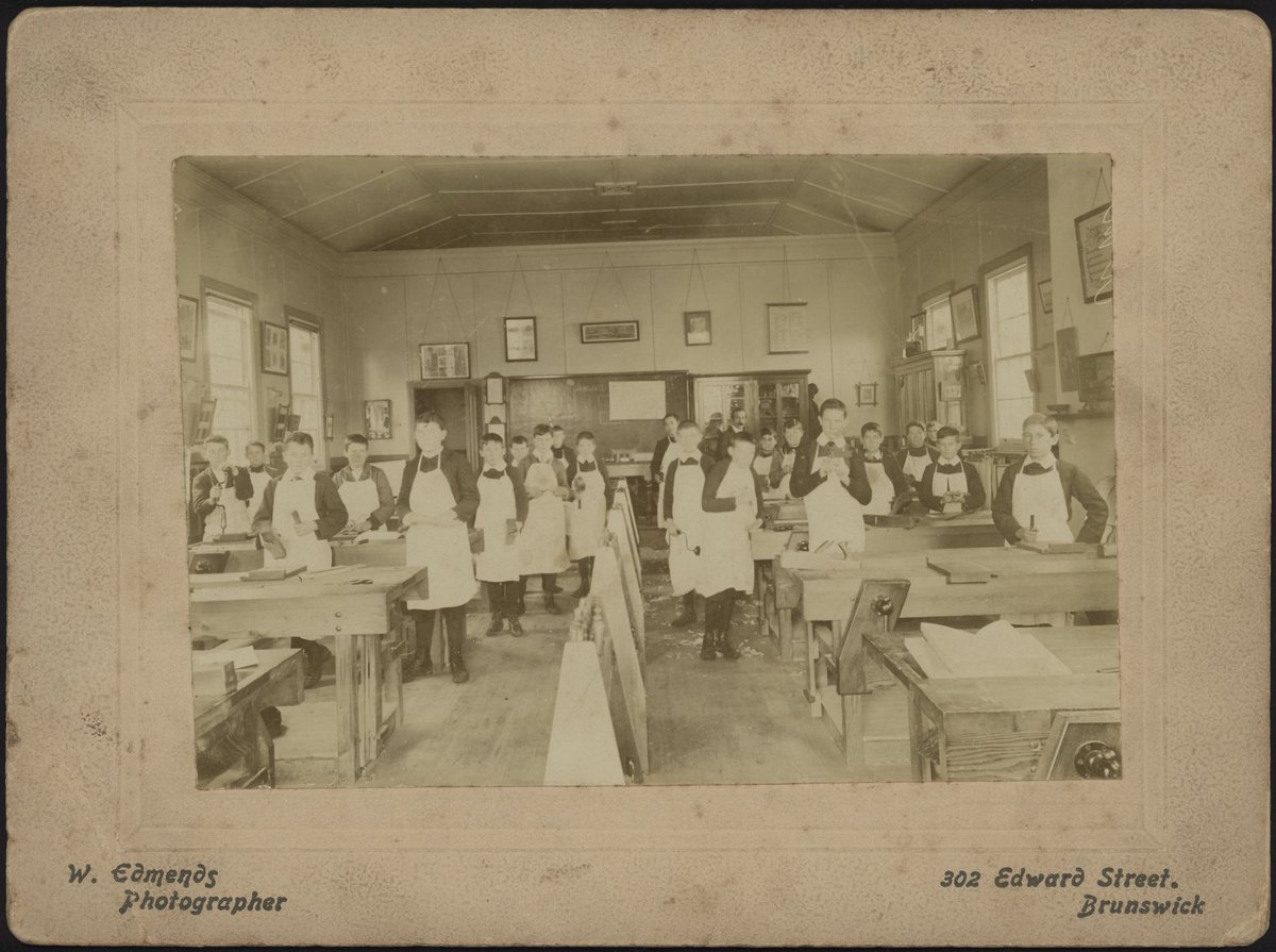 Interior of woodwork class, Sloyd Centre, Brunswick (c. 1912)
