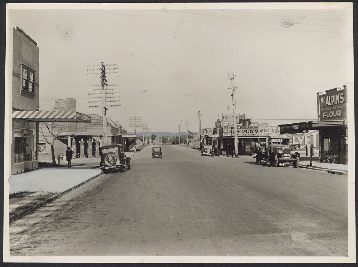 Canterbury Road, Box Hill (1930s)