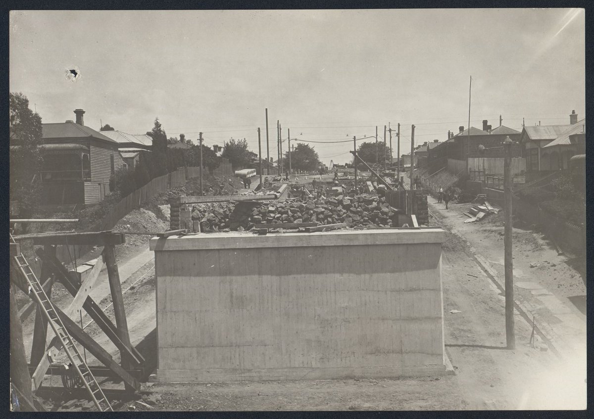 South Kensington to West Footscray, Pier 4 and retaining walls taken from top of pier 3, looking up Bunbury St (1926)