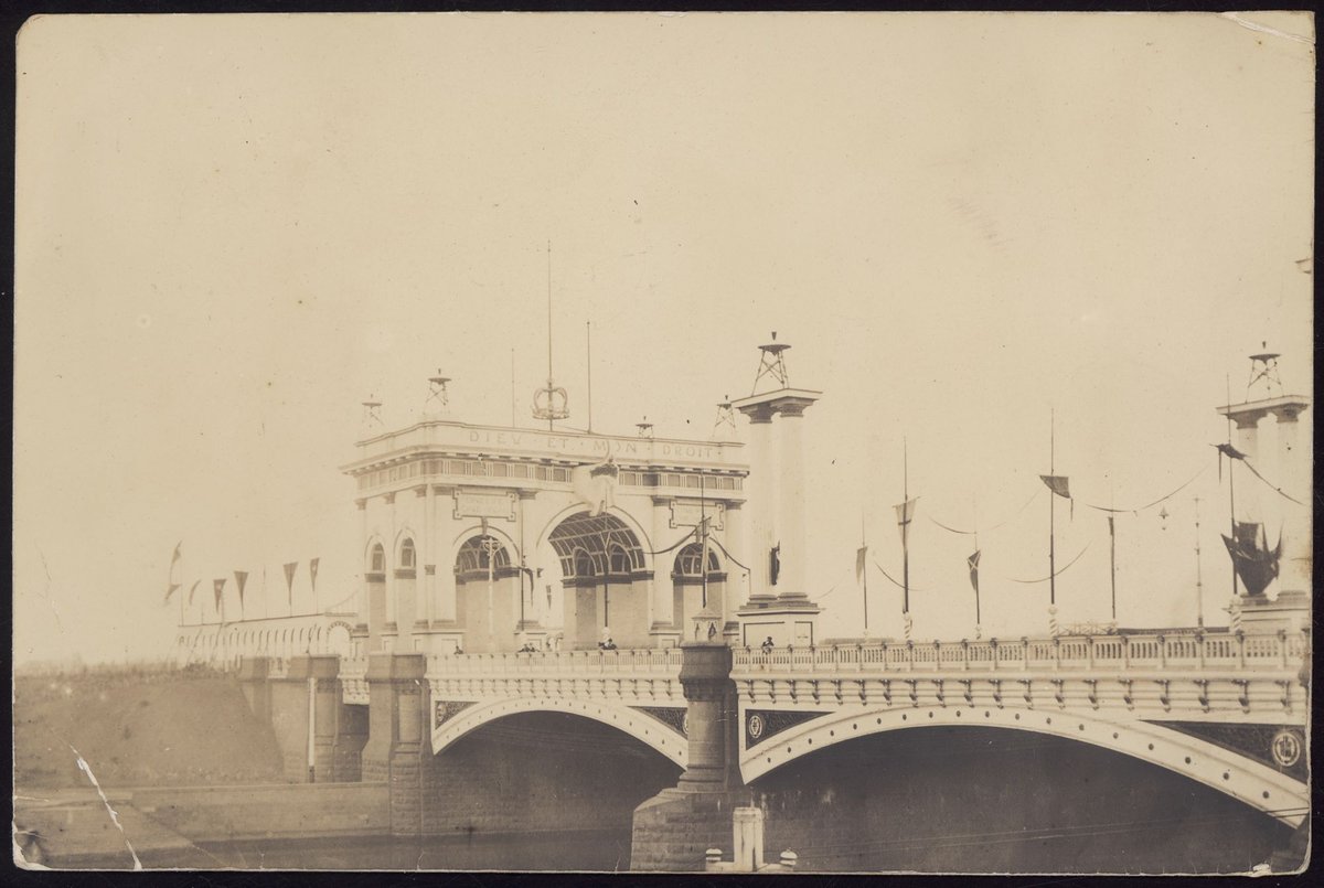 Princes Bridge with arch, [Melbourne, Vic.], Melbourne City (c. 1901)