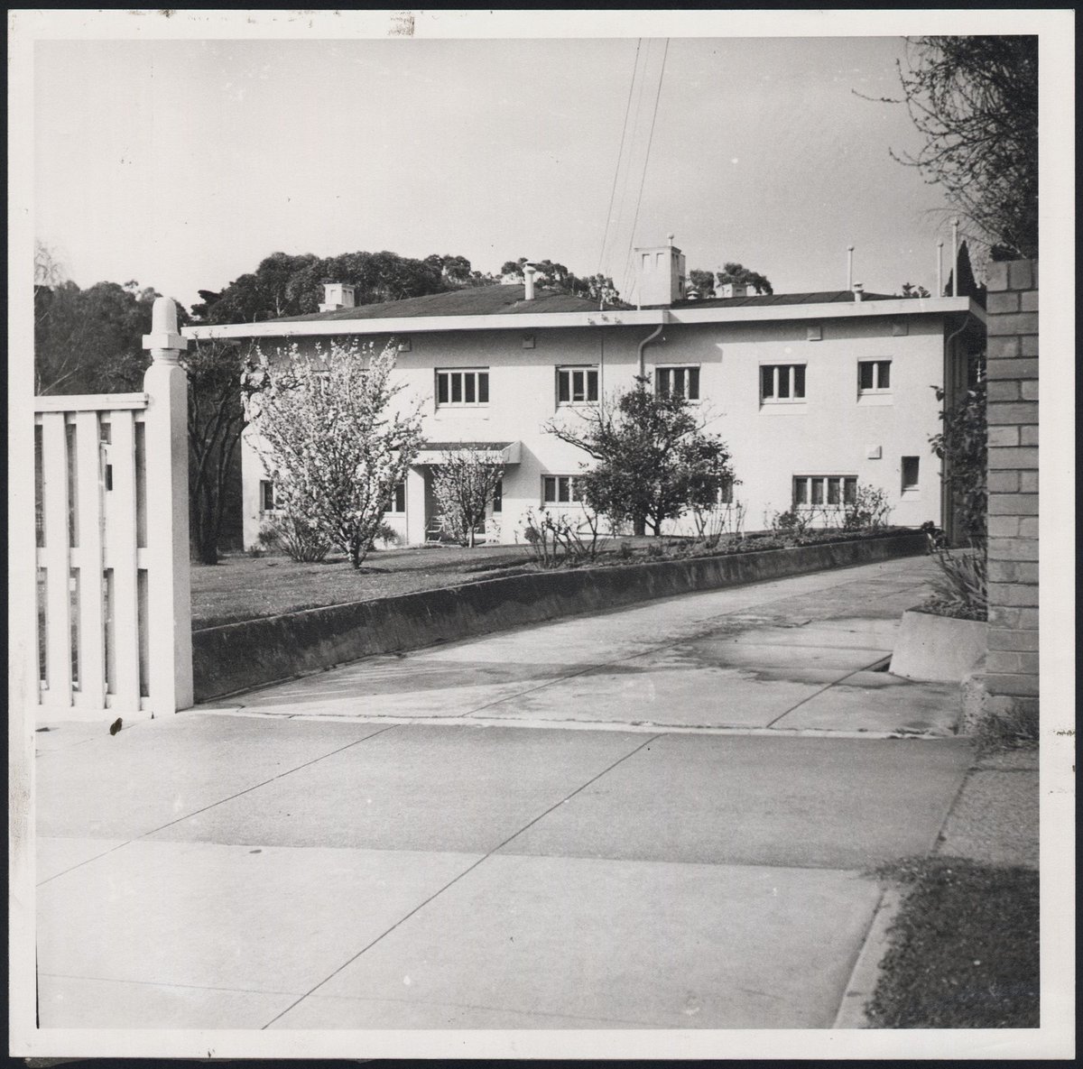 Troon, Orrong Road, Toorak (1950–54)