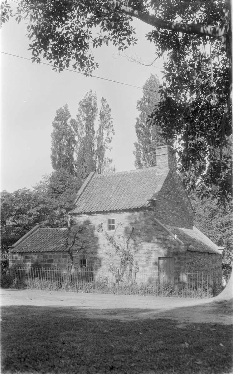 Two views of Cook's Cottage Fitzroy Gardens Melbourne, East Melbourne (1934)