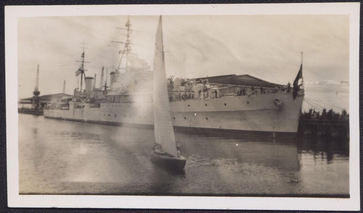 [Cruiser 'Bellona', Port Melbourne] (c. 1947)