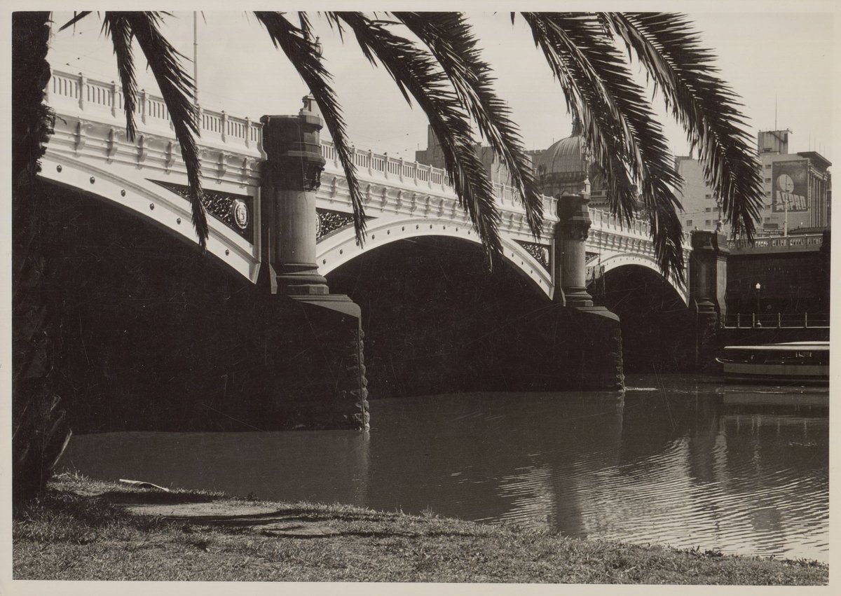 The Yarra River and Princes Bridge, Melbourne City (1950?)