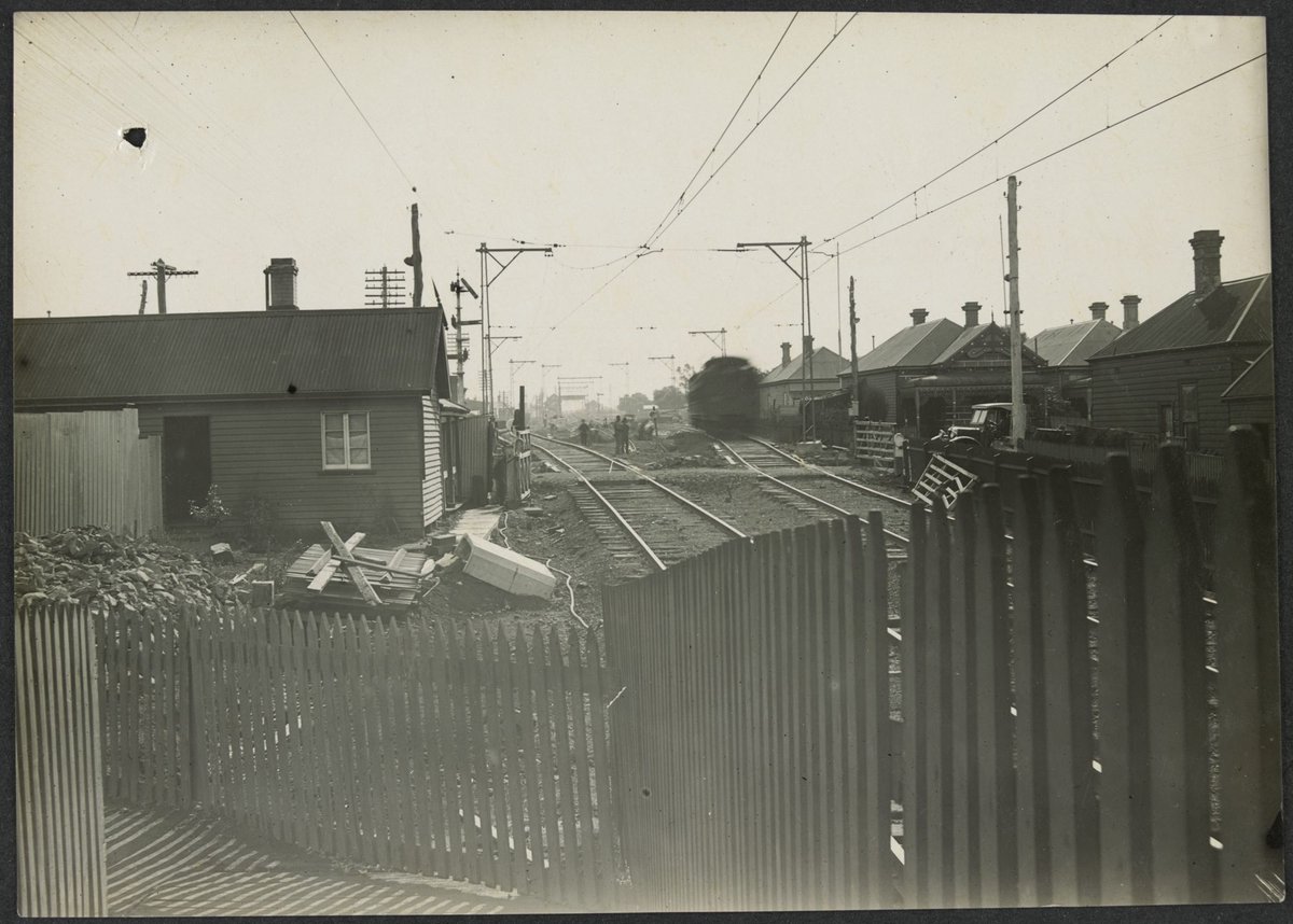South Kensington to West Footscray, Middle Footscray Station (1927)