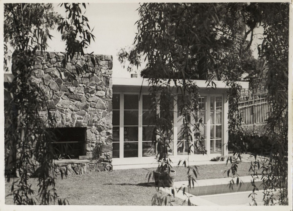 Thomas Ramsay's pool house, Struan Street, Toorak (1936?)