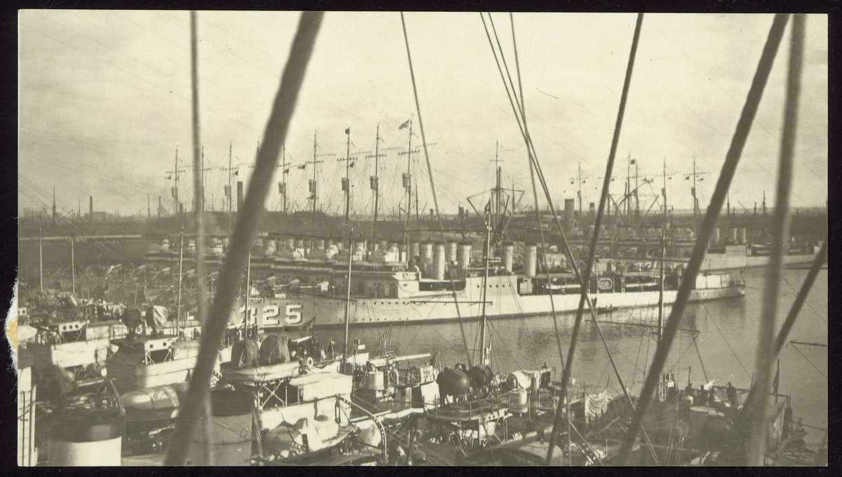 Destroyers of the U.S. Fleet at Melbourne (c. 1925)