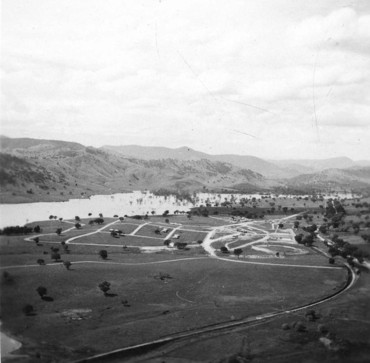 Bolga site of new Tallangatta township and trees near Reservoir (1953–54)