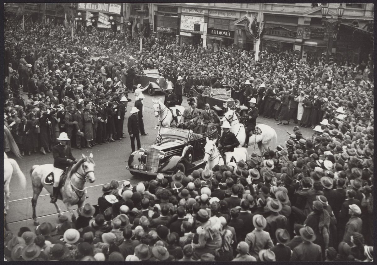 Triumphal procession of the flyers through the streets of Melb. i.e. Melbourne (1934)