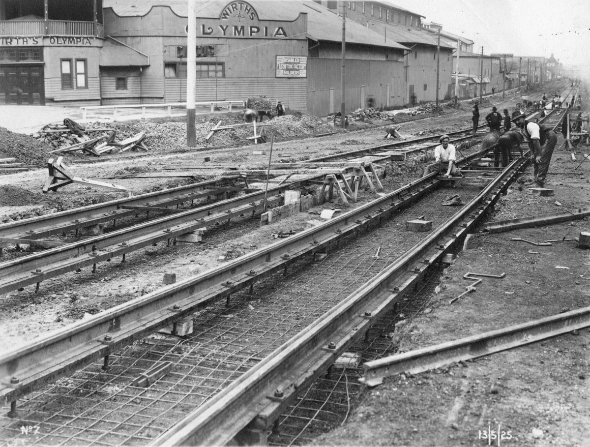 Tramway construction in Sturt Street, South Melbourne (1925)