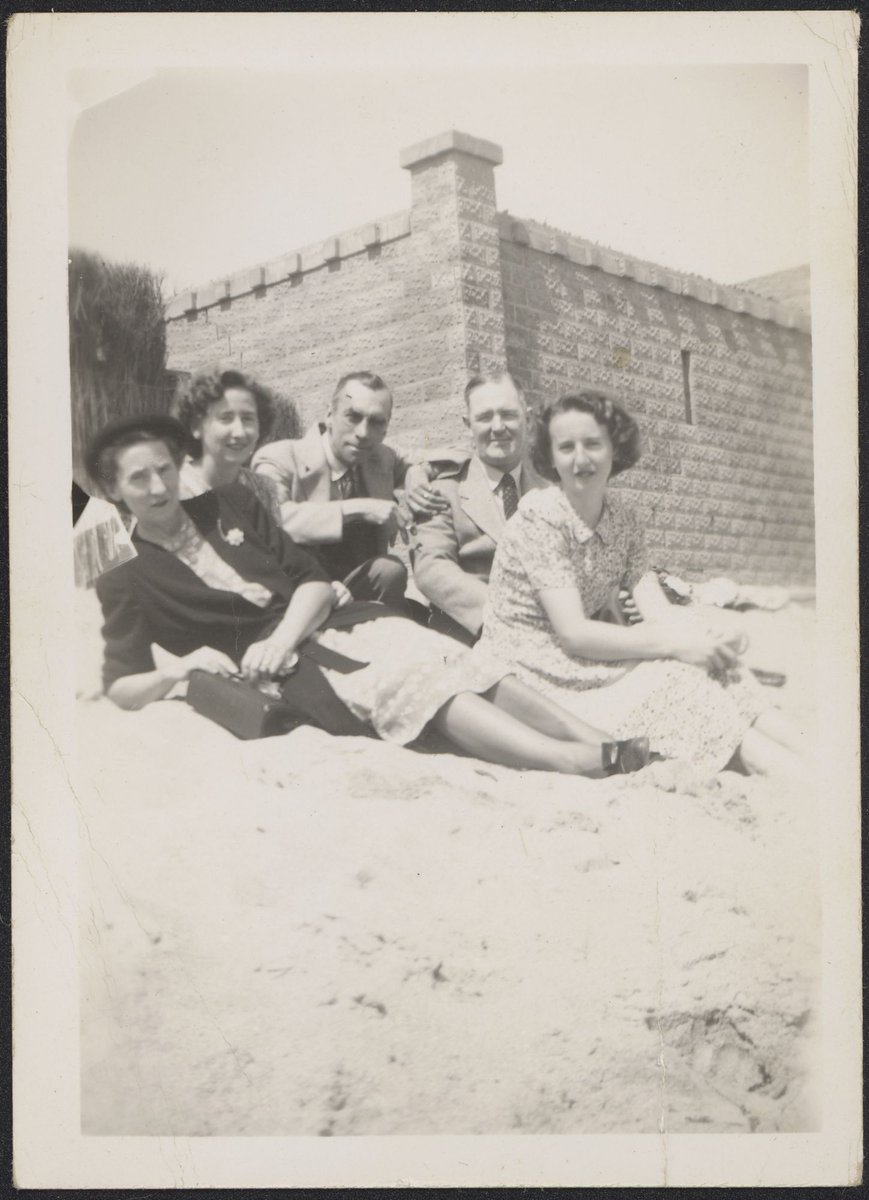 [Group at beach in Frankston] (1930–40)