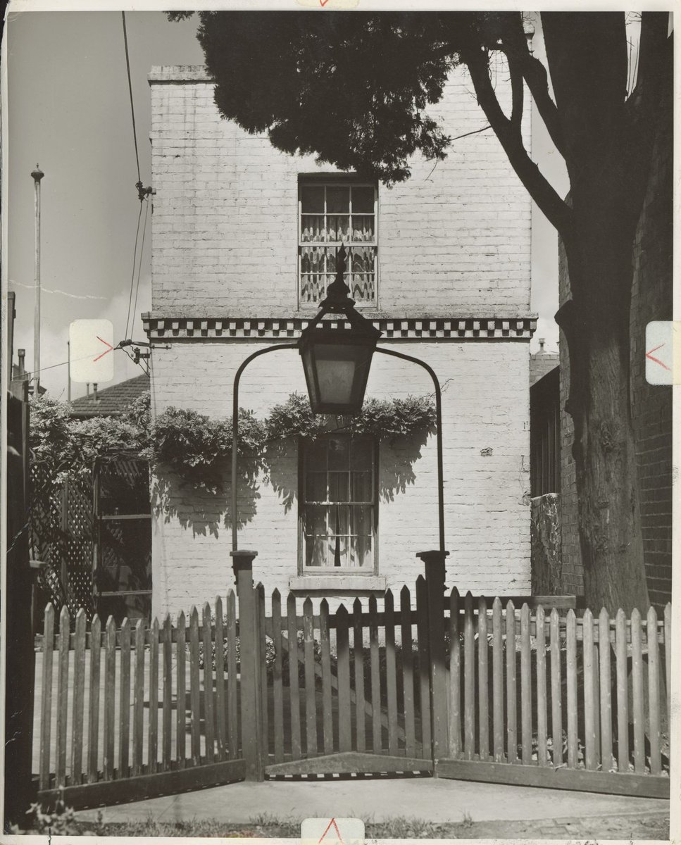 125A George St., [East Melbourne] (1941–43)