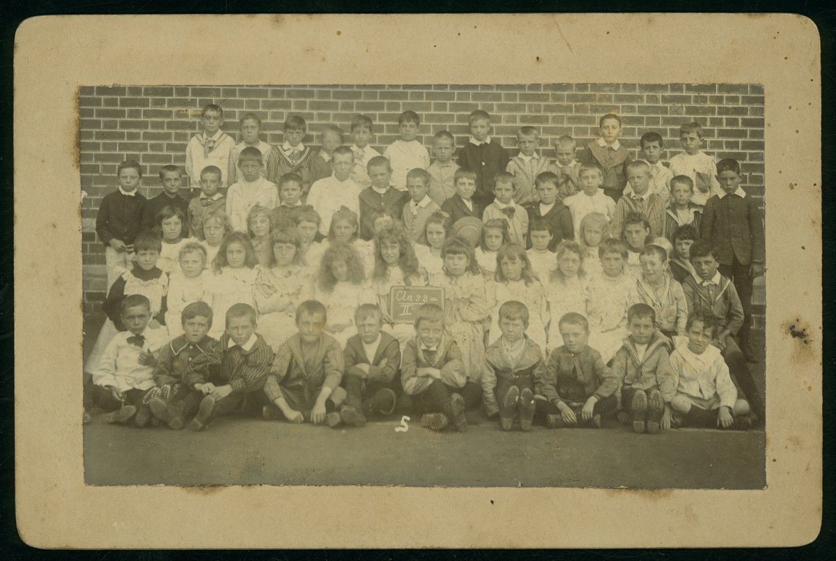 School in Collingwood, Misses Beyer probably attended (1889–1901)