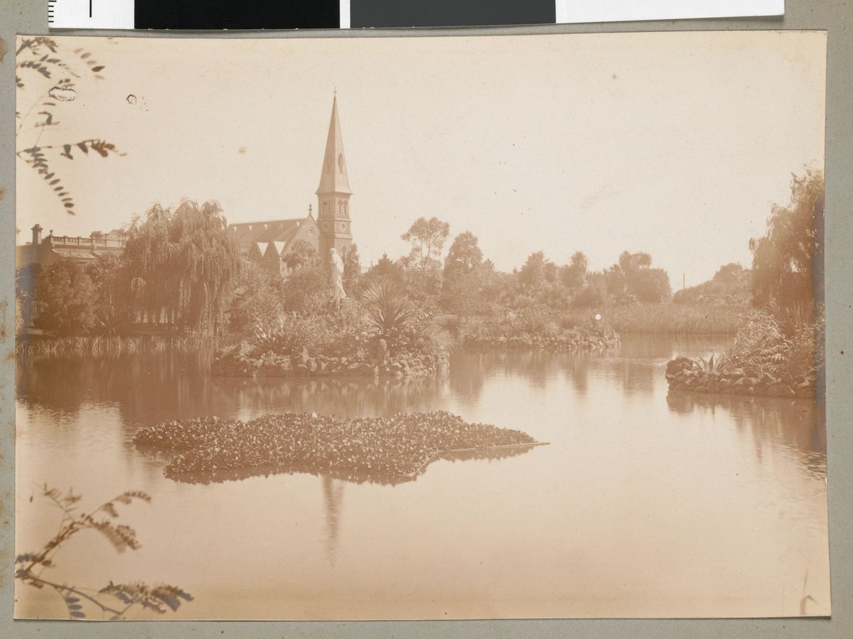 [Melbourne University gardens], Parkville (1890–1920)