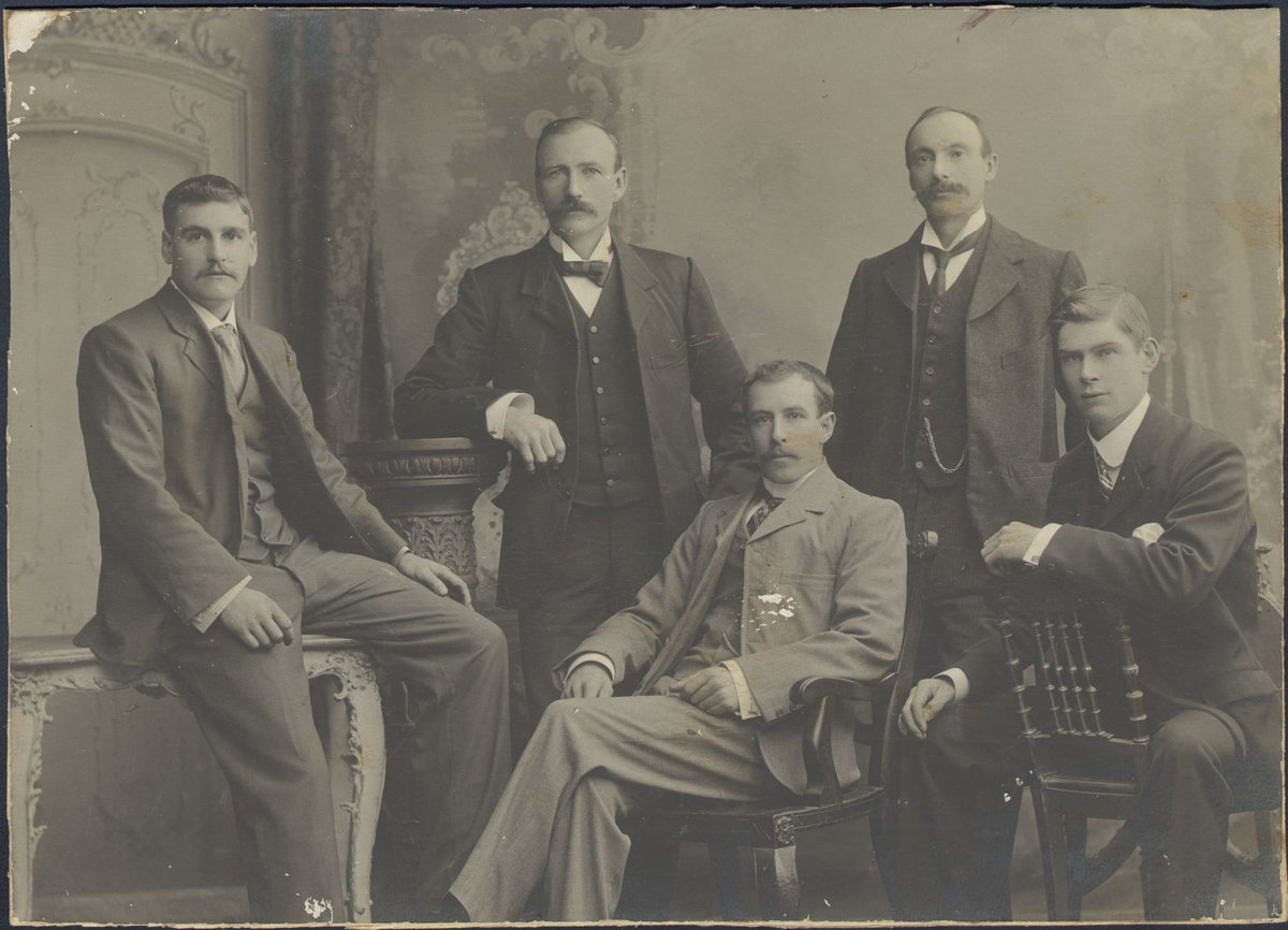 Office and factory staff, "Sunshine Harvesters" (1930–35)