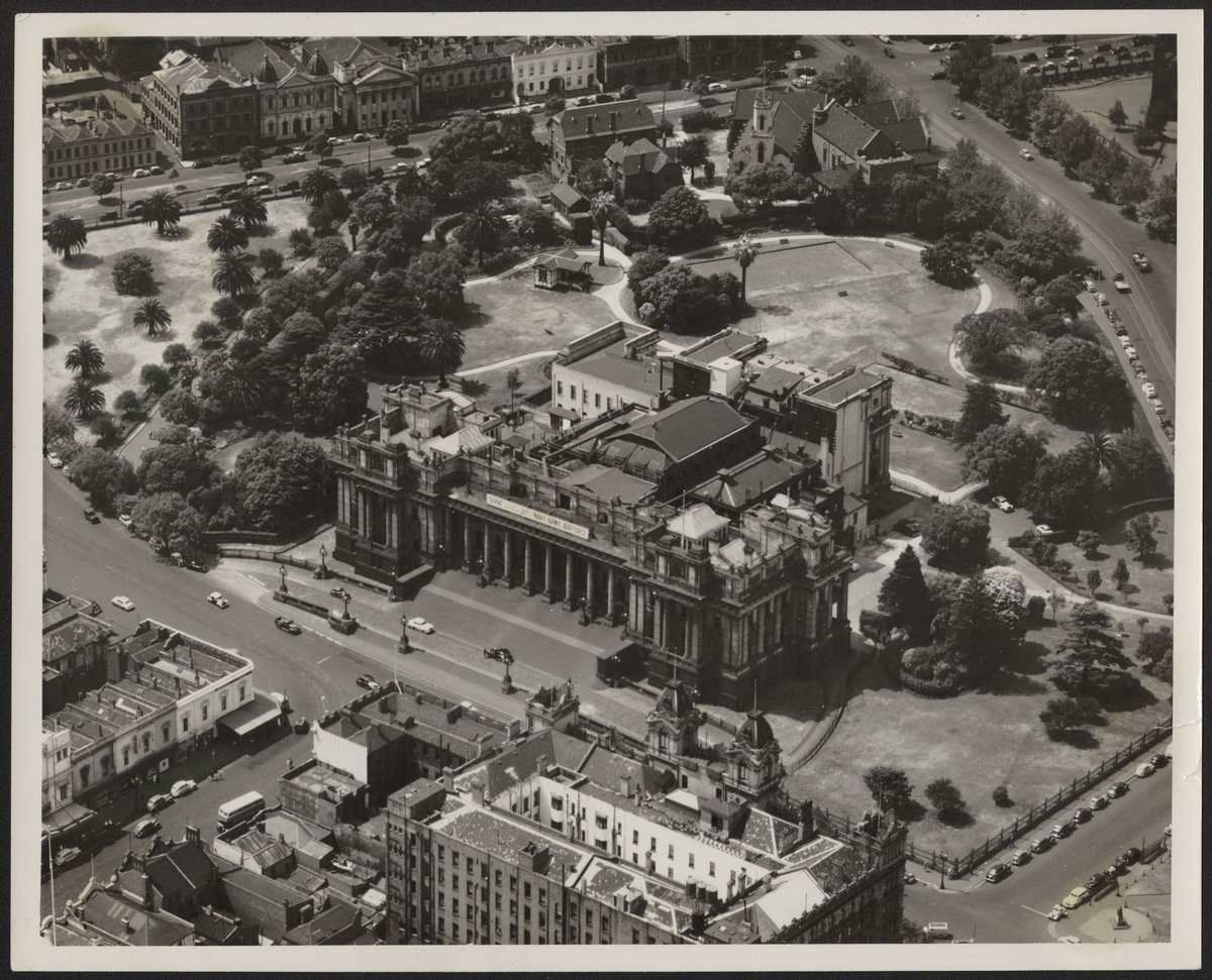 Aerial view of Parliament House, Melbourne, Victoria, East Melbourne (1943–45)