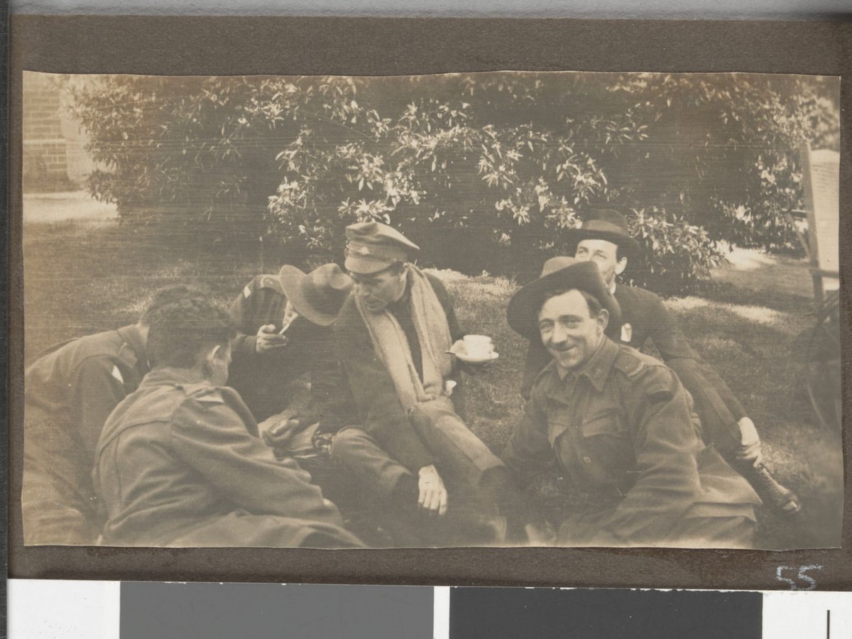 Soldiers relaxing, Hethersett Private Repatriation Hospital, Burwood, Vic (1914–20)