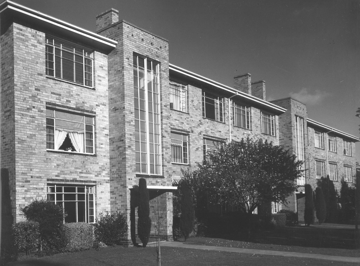 Rameta flats, 67 Queens Road, Melbourne (1951)
