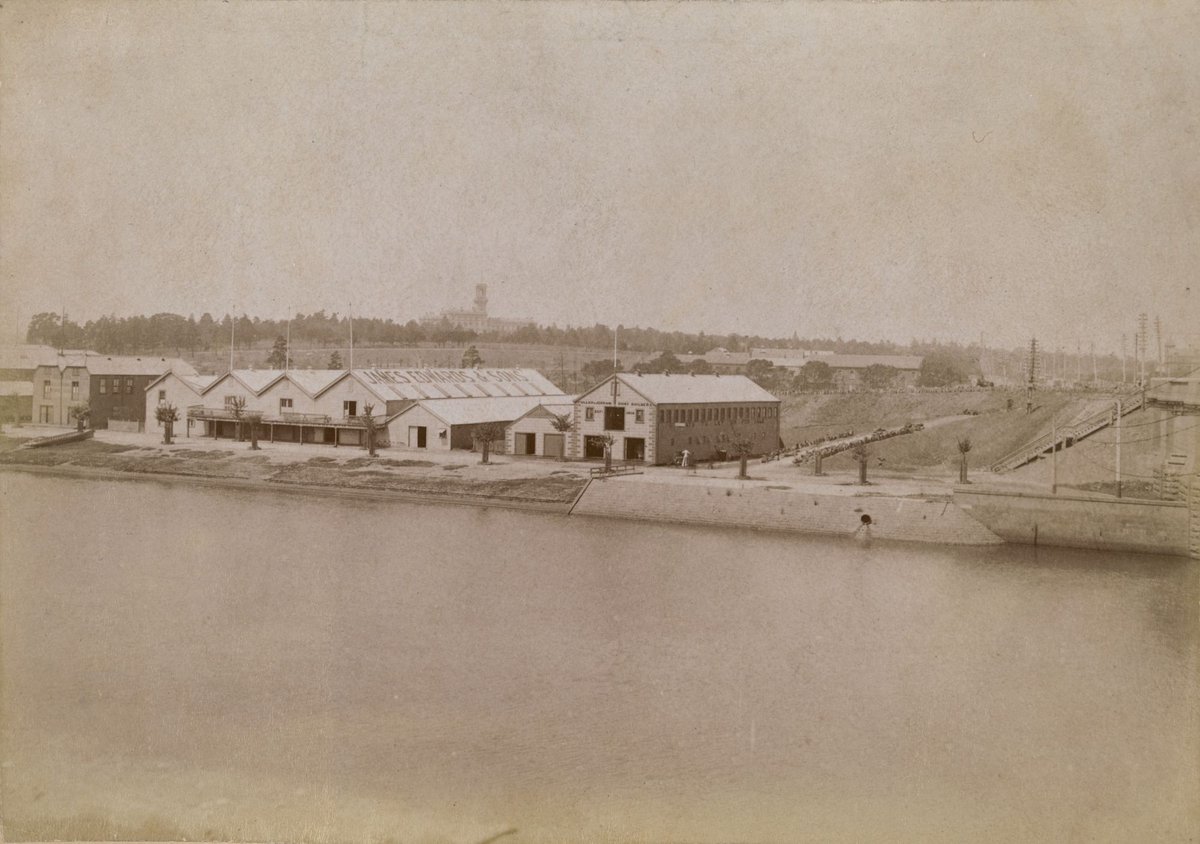 Yarra River, looking across to Government House, Melbourne, Melbourne City (1890–1900)