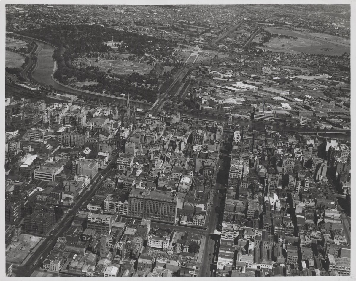 Aerial view of Melbourne looking south, Melbourne City (1938?)