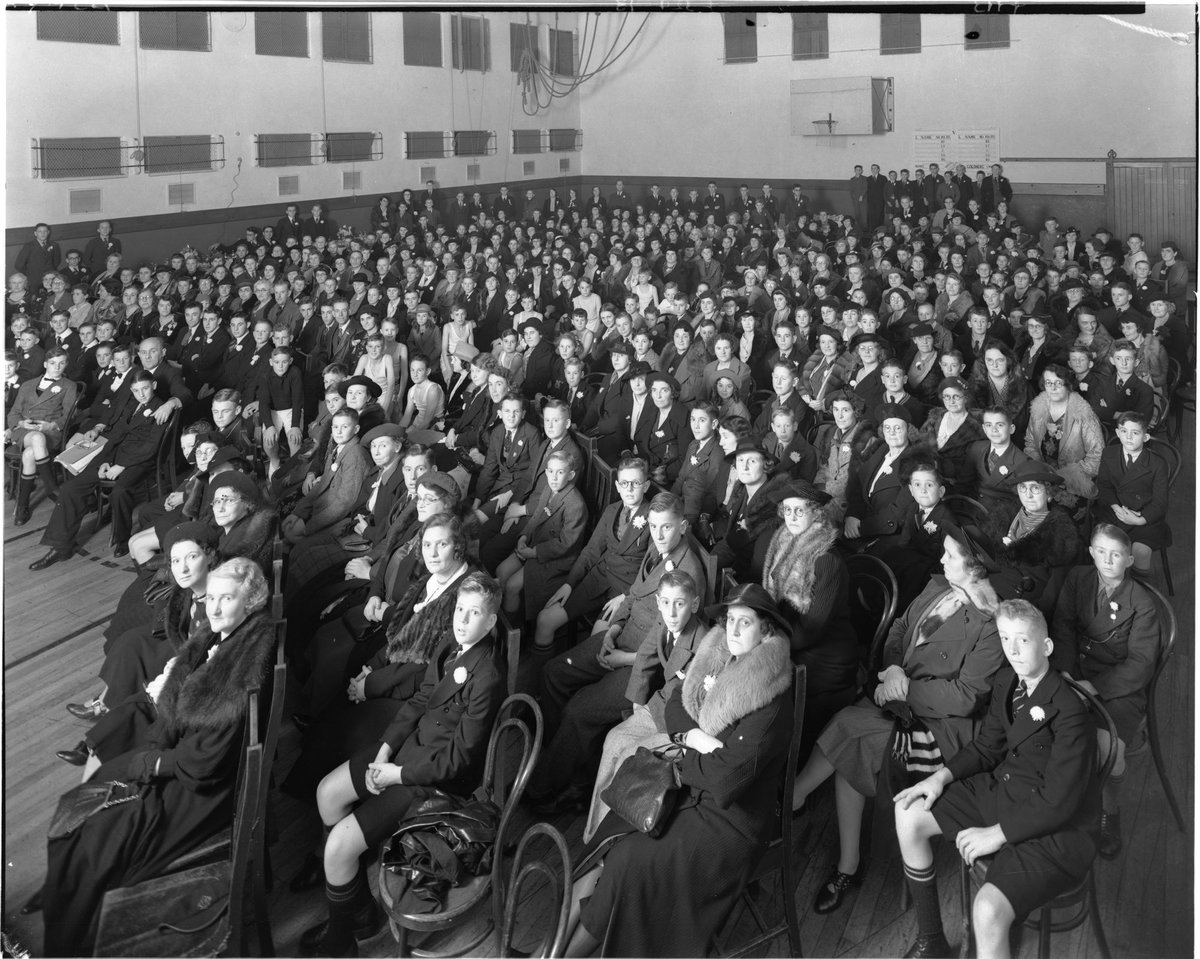 Members of the YMCA in their hall at their premises on the corner of City Road and Sturt Street, South Melbourne (1940s)