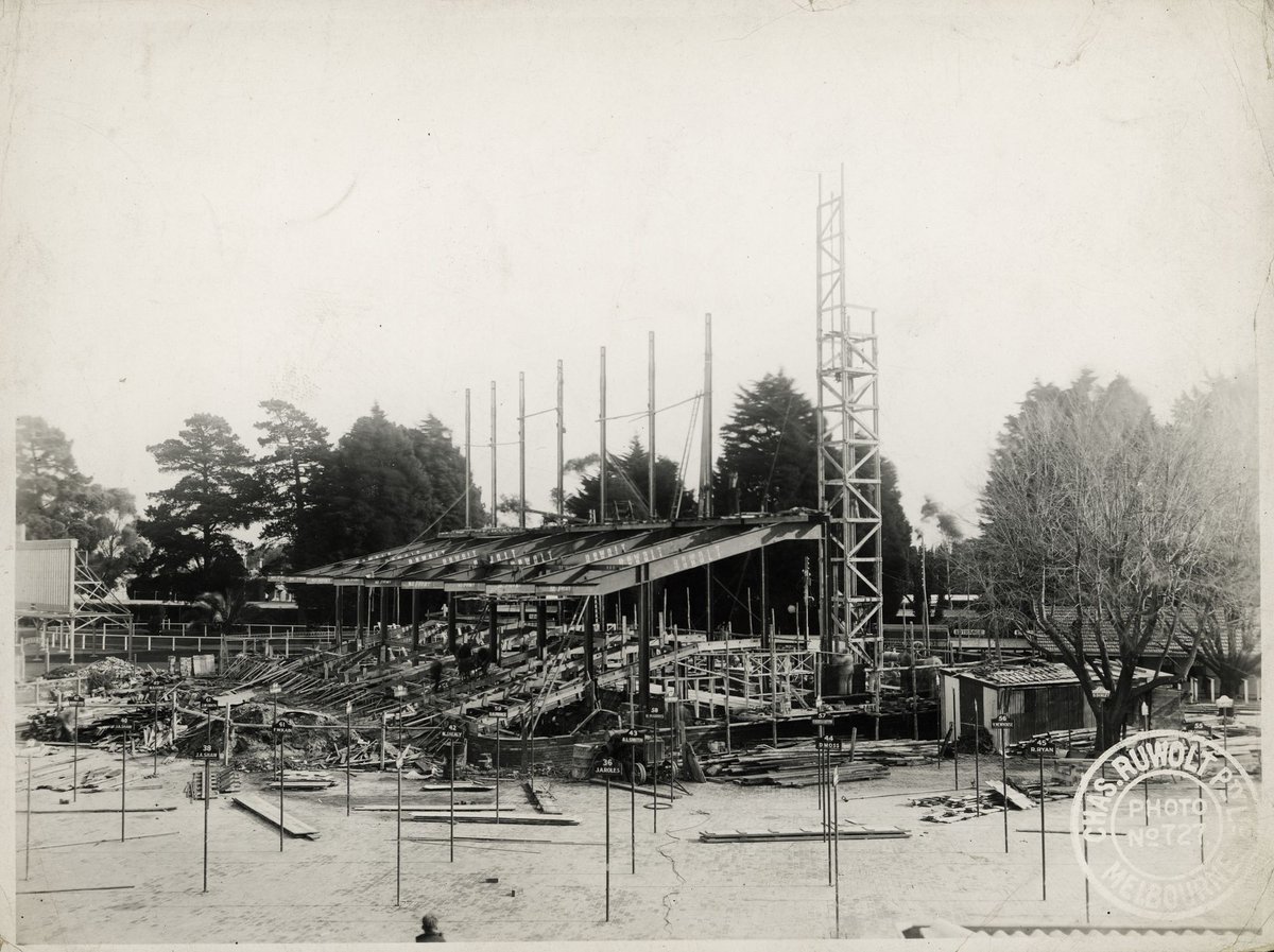 Caulfield Racecourse (1930–40)