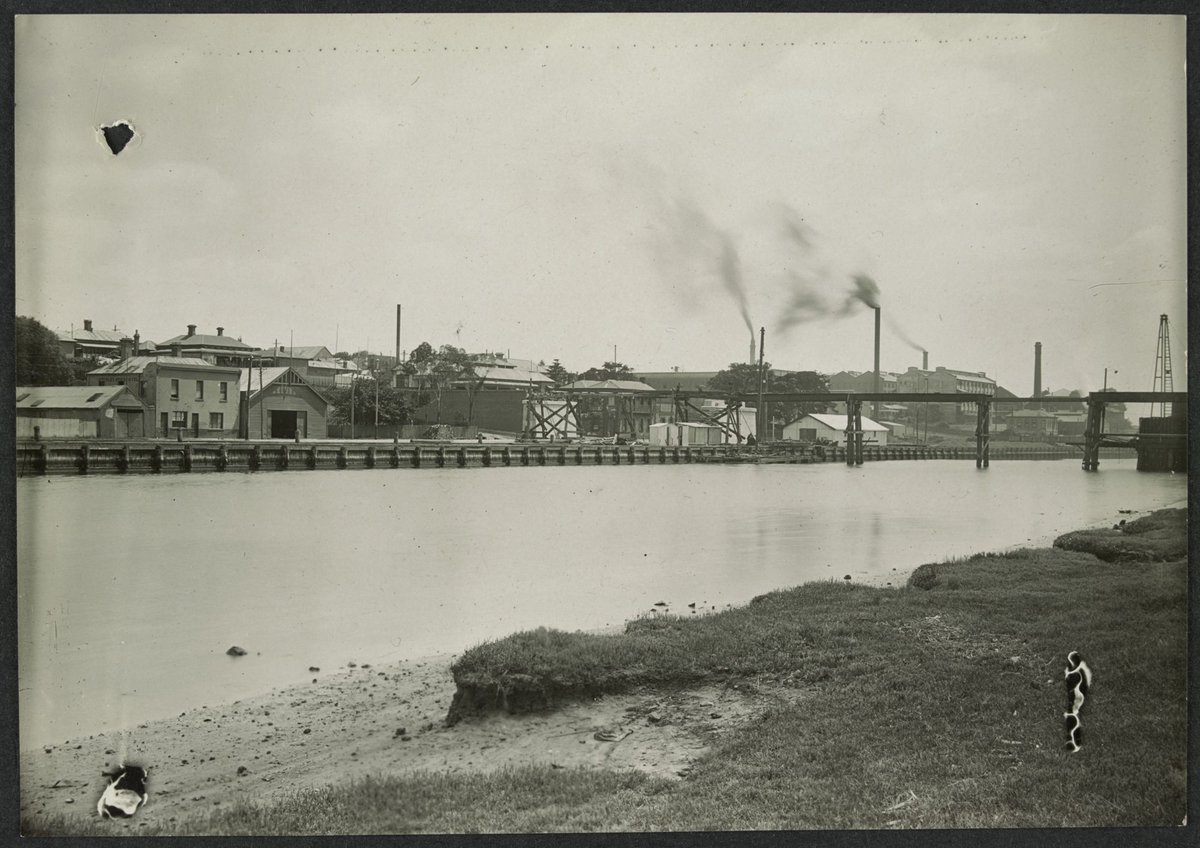 South Kensington to West Footscray, temporary bridge over Maribyrnong River, looking upstream (1926)