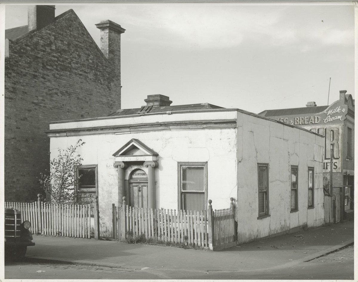 Peel Street, N. Melb. [i.e. North Melbourne], Clontarf (1941–43)