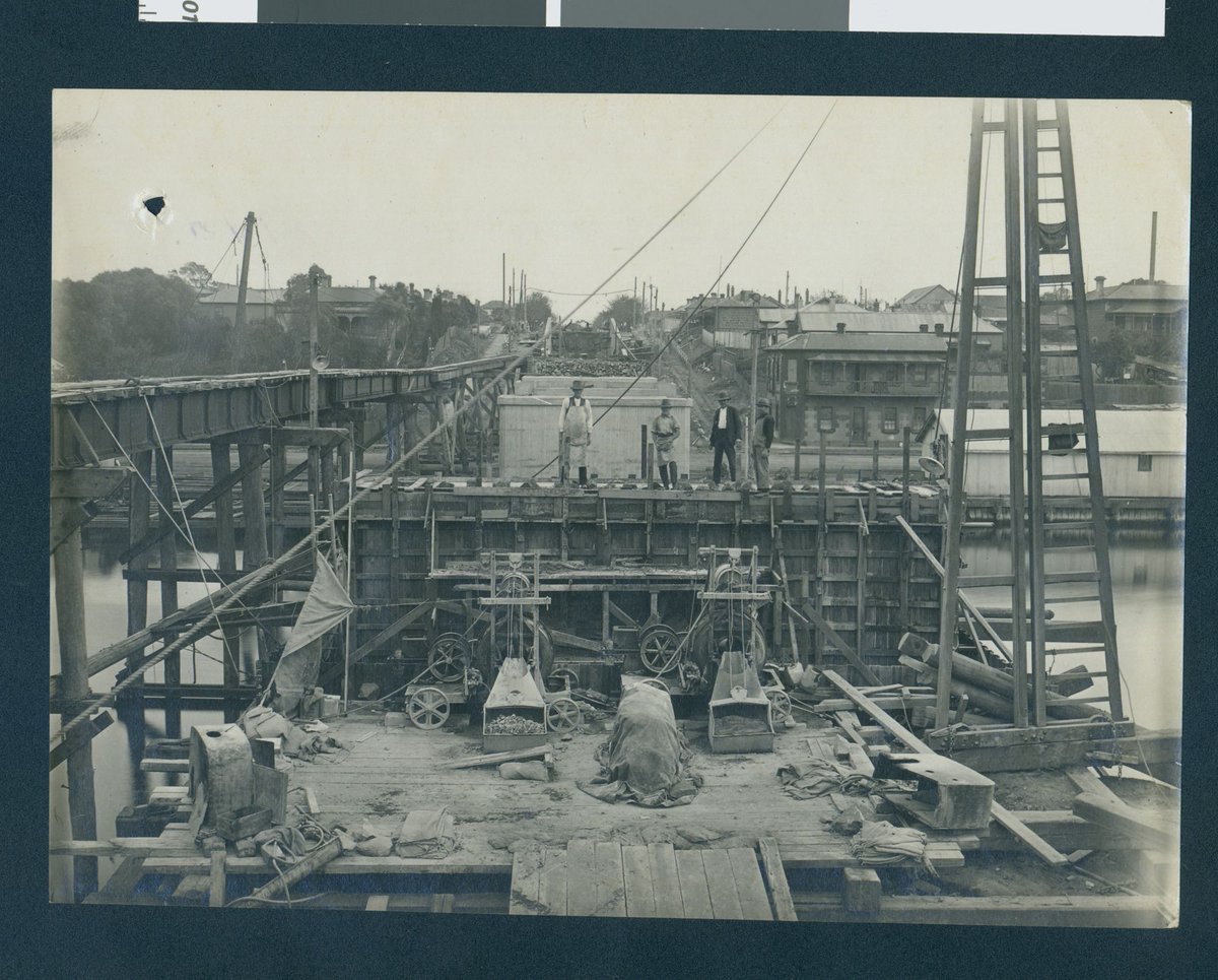 South Kensington to West Footscray, bridge over the Maribyrnong River (1927)