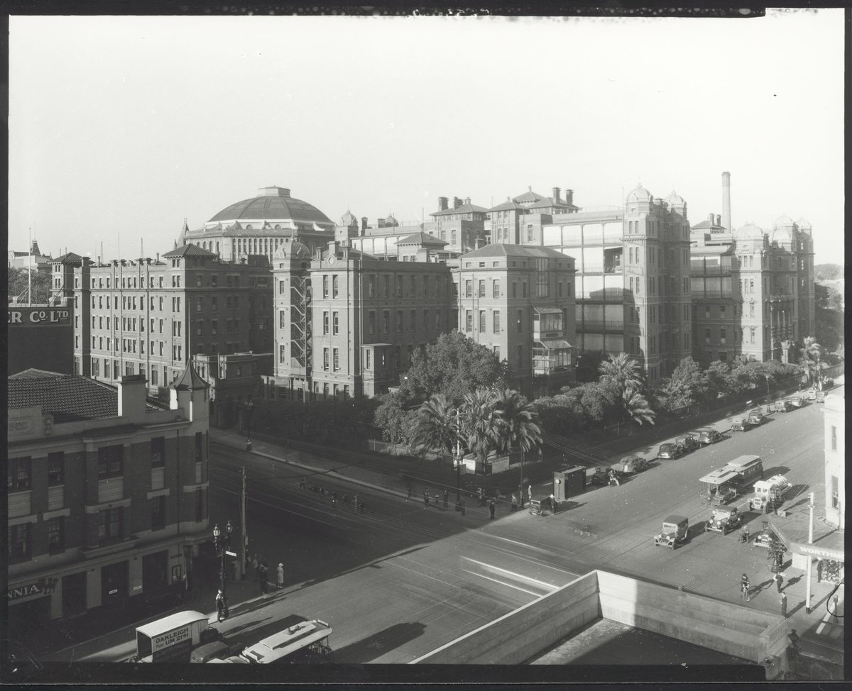 [Queen Victoria Women's Hospital, Lonsdale Street, Melbourne], Melbourne City (1930s)