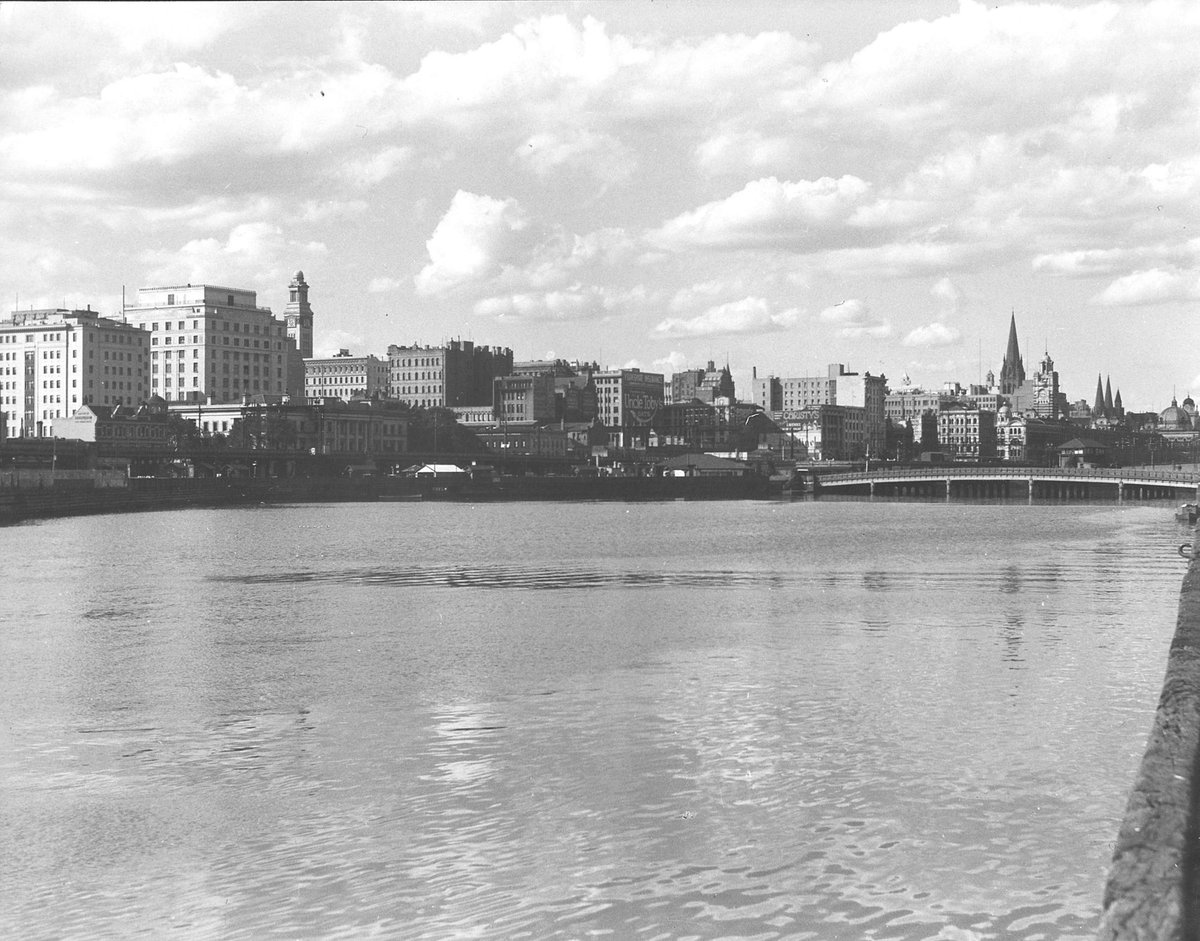 Melbourne in the late 1930s. Melbourne skyline from across the River Yarra, Melbourne City (1936–39)