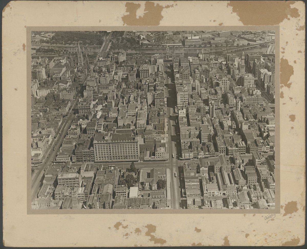 Melbourne from the air, Melbourne City (1934)