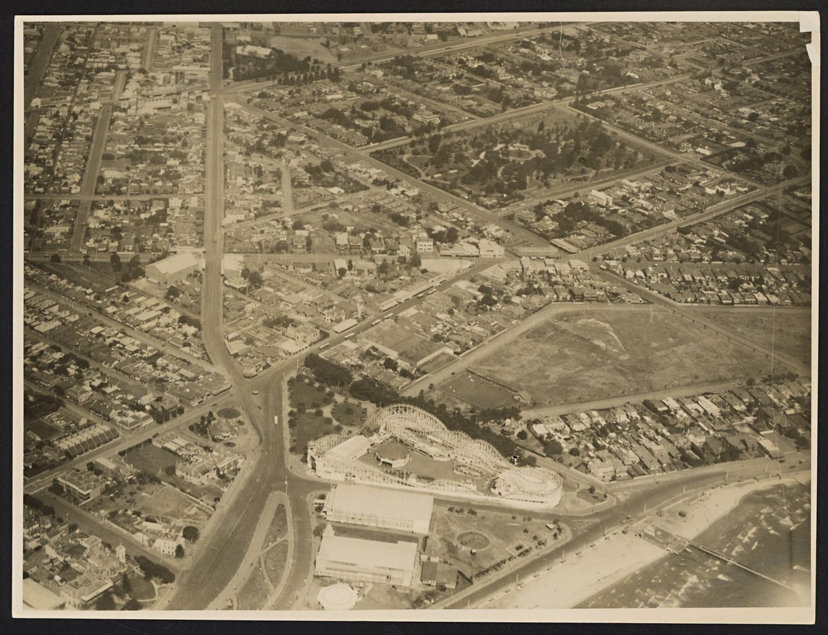 Just above St. Kilda looking towards Luna Park, Palais de Danse [?], St Kilda (1926)