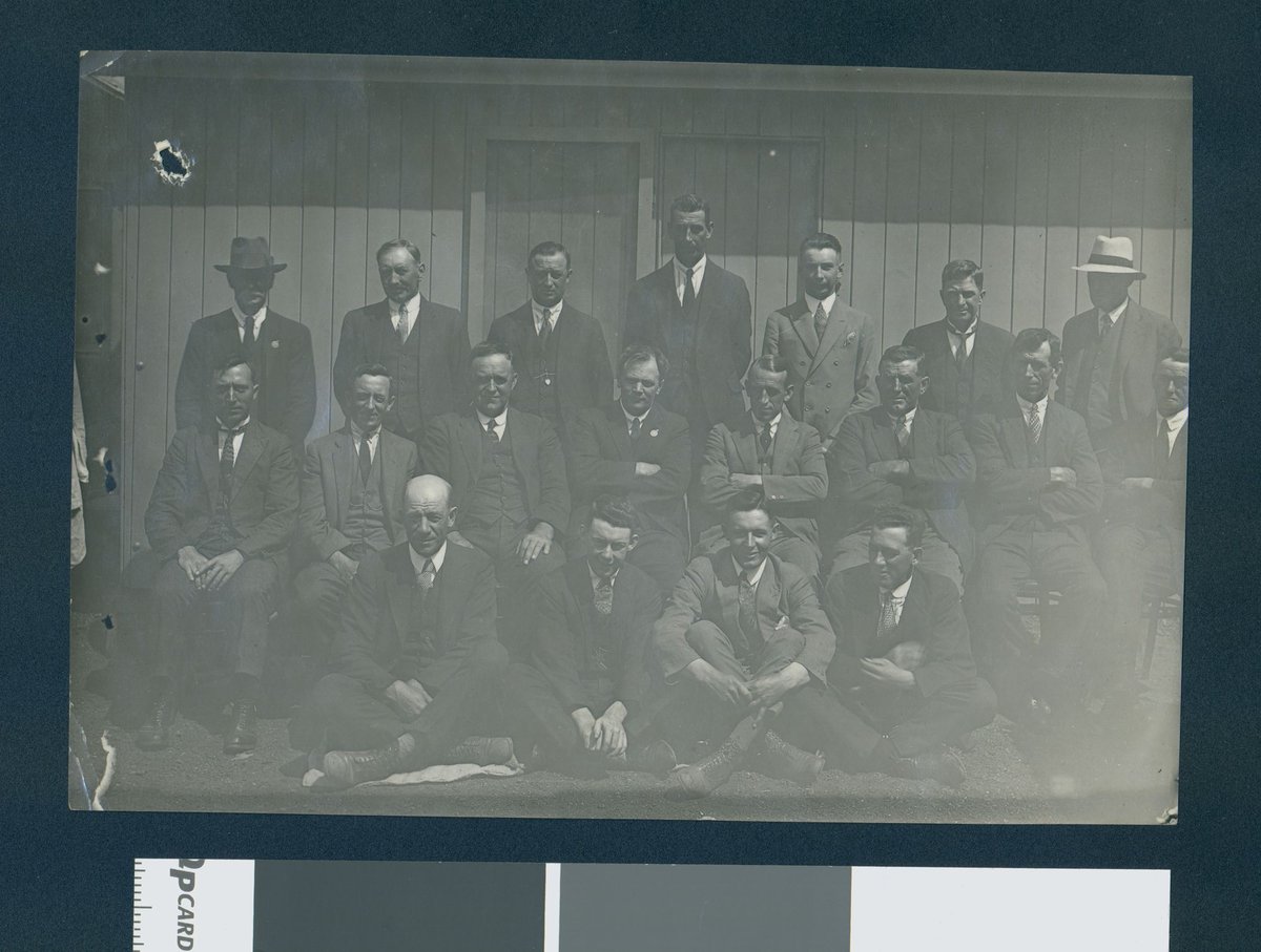 South Kensington to West Footscray, staff at Footscray (1927)