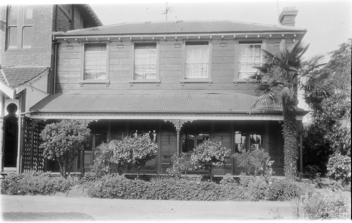 Two storey timber house Jolimont Square Melbourne (1934)
