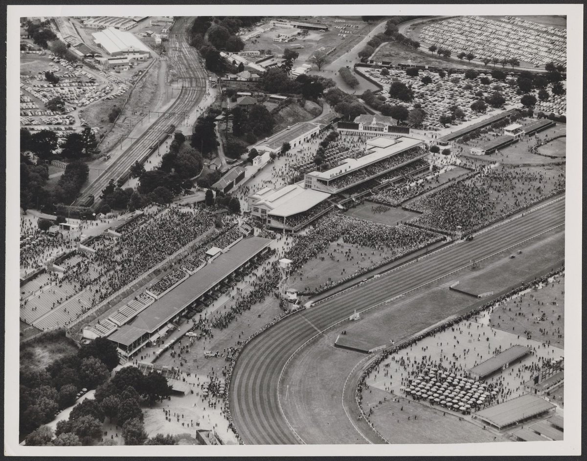 Aerial view of Flemington Racecourse, Victoria (1954)