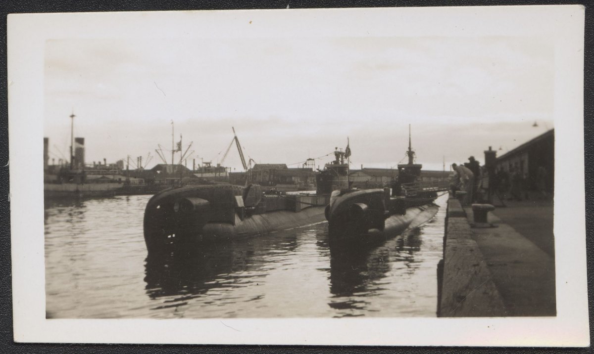 [Submarines at Spencer St. Bridge, North Wharf, Port Melbourne], Melbourne City (c. 1946)