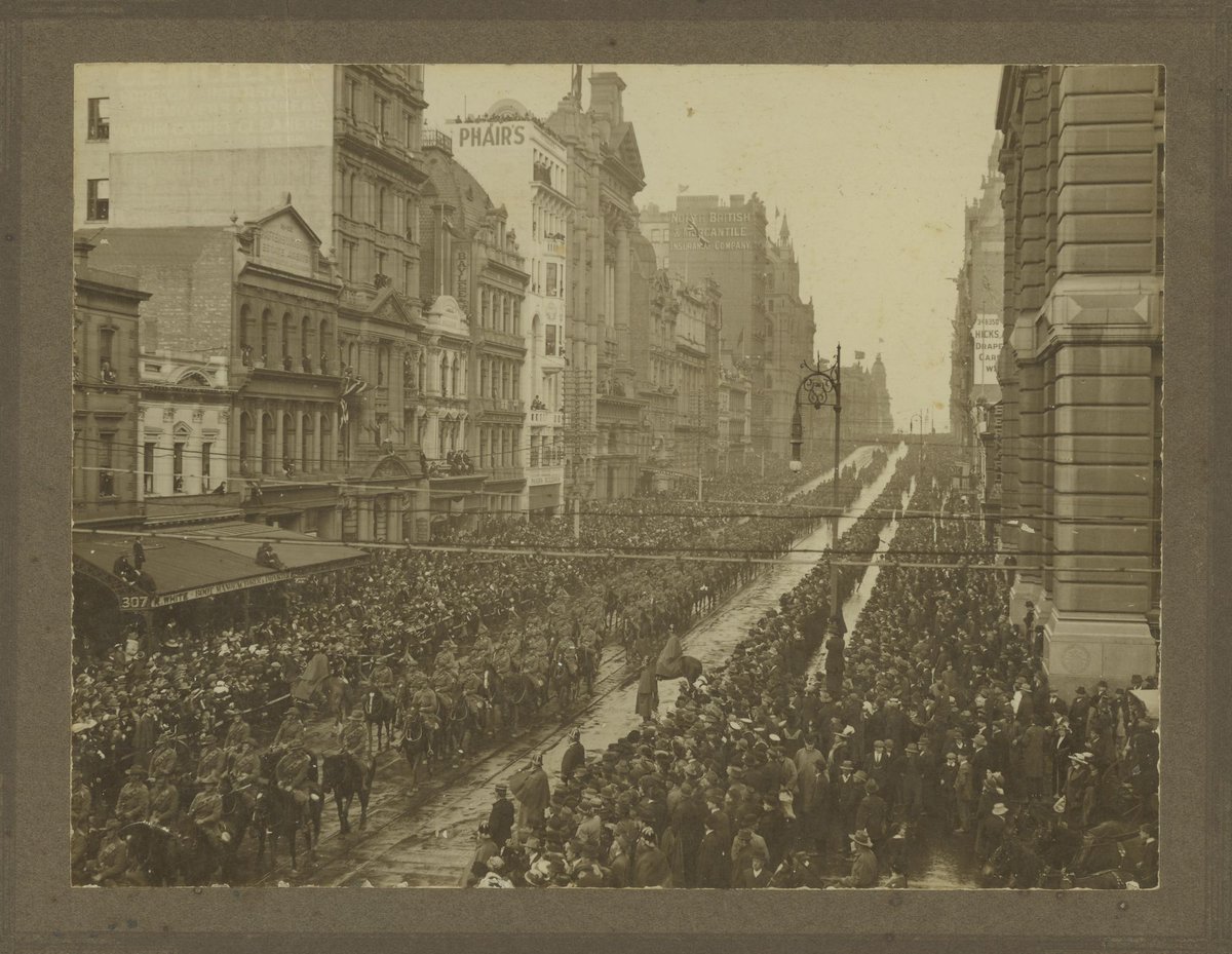 1st. Australian Division leaving Melbourne 1914