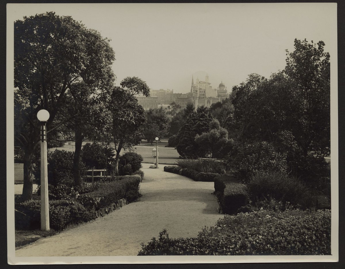 A glimpse of Flinders Street, Melbourne, from the Alexandra Gardens, Melbourne City (1920–30)