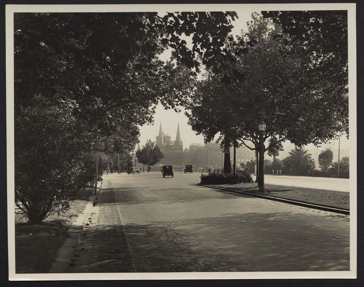 St. Kilda Road, Melbourne, approaching the City, Melbourne City (1920–30)