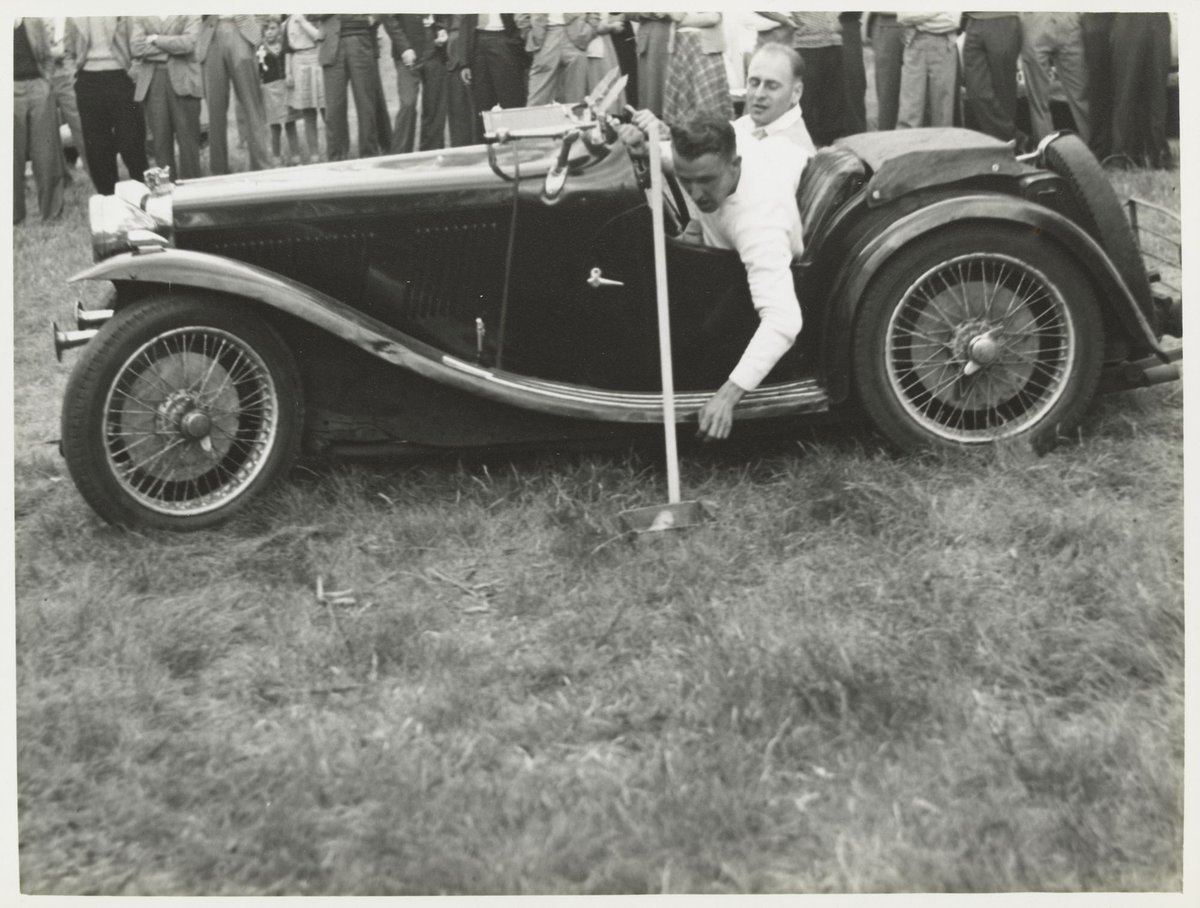 AMSC Gymkhana, Eltham (1946)