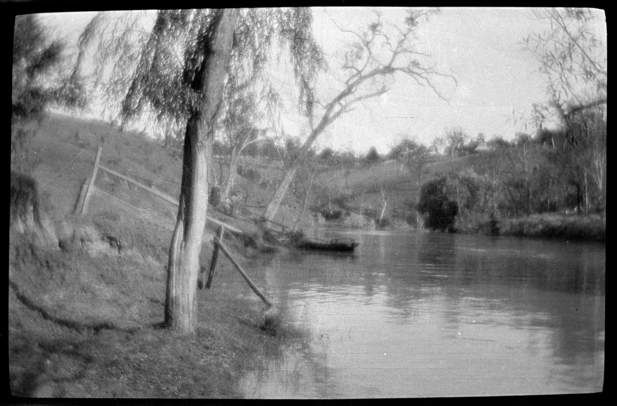Collection of flexible base negatives showing the Yarra River in flood (1917–33)
