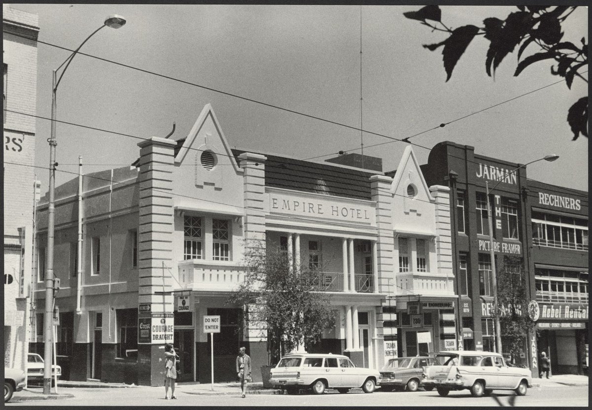 Empire Hotel, Latrobe Street, Melbourne City (1973–75)