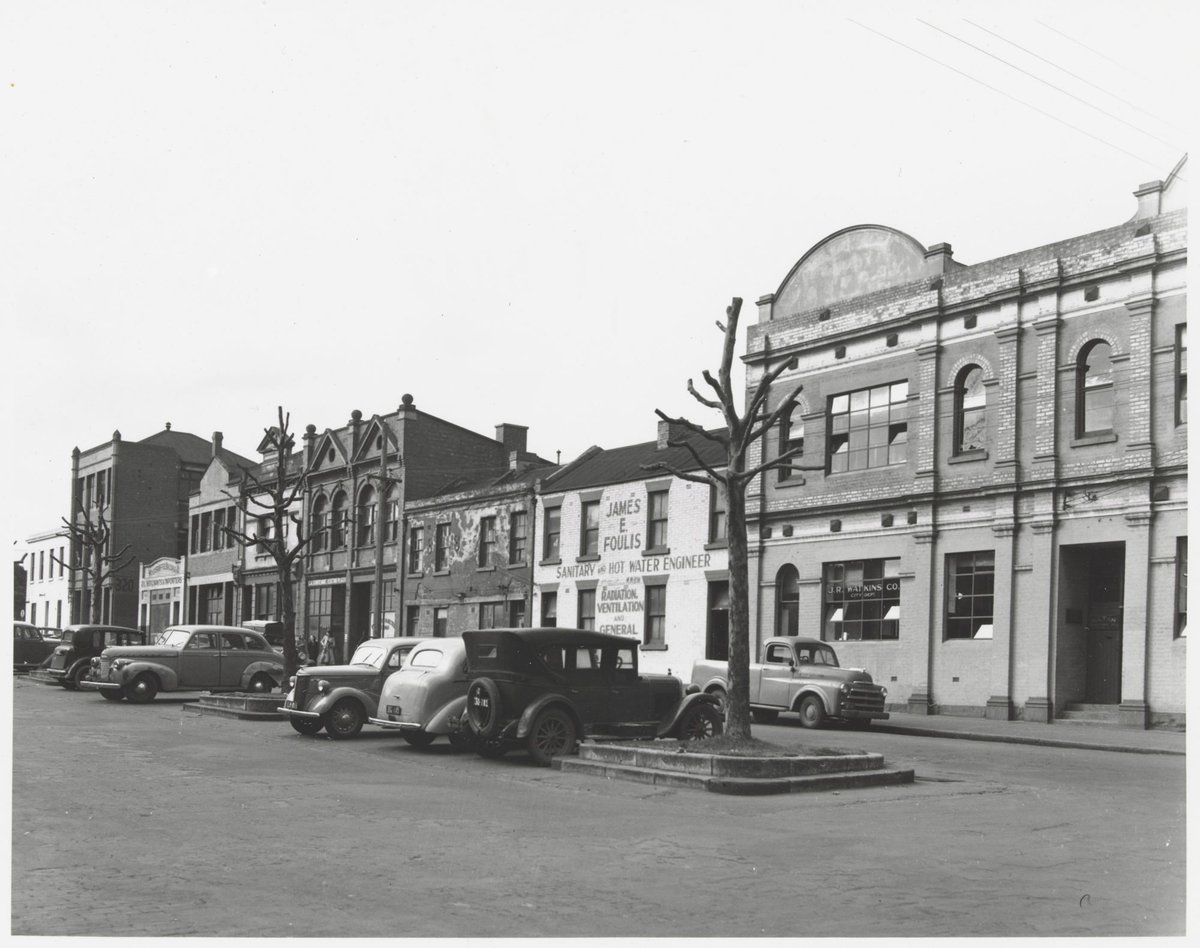 Exhibition Street - east side, between Little Lonsdale and La Trobe Streets, Melbourne City (1950)