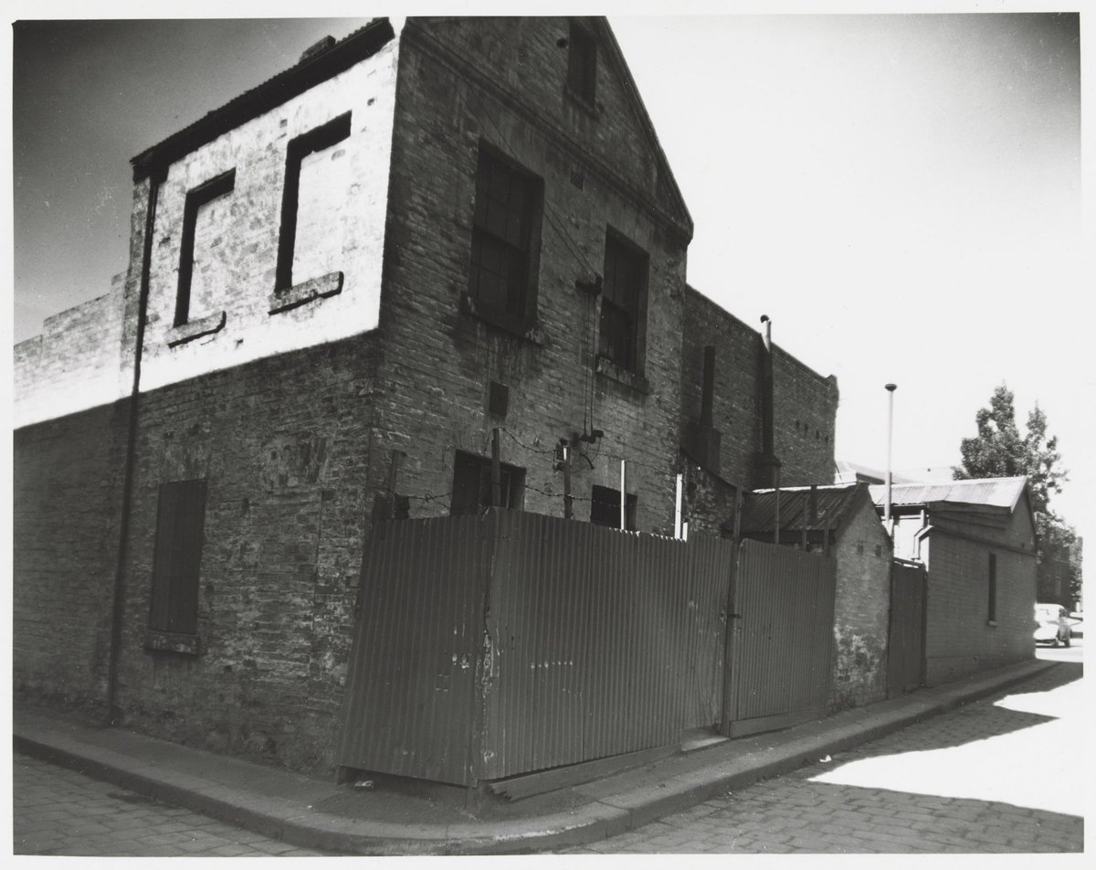 Surry Place - north side, between Griffin Lane and Spring Street, Melbourne City (1950)