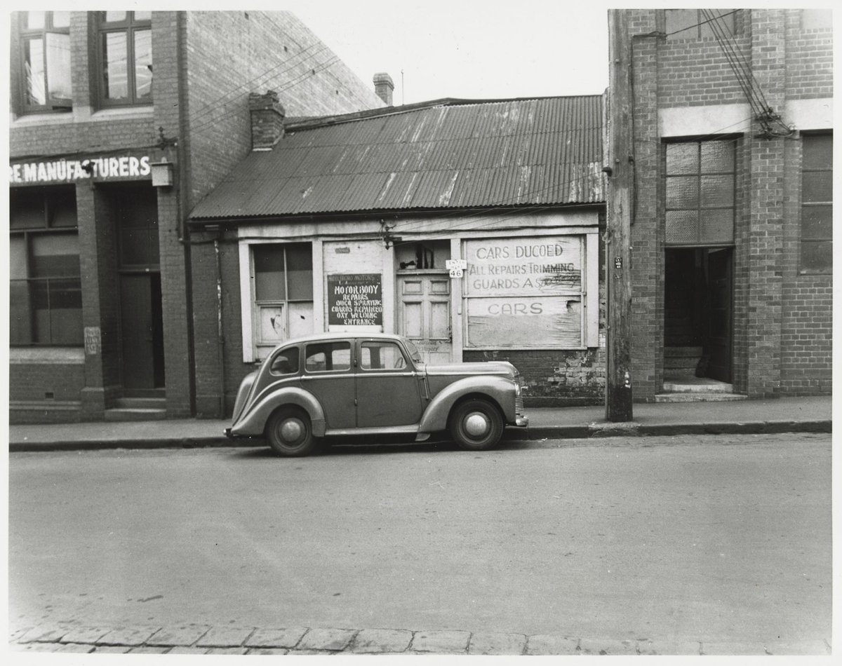 Little Lonsdale Street - north side, vicinity of no. 46, Melbourne City (1950)