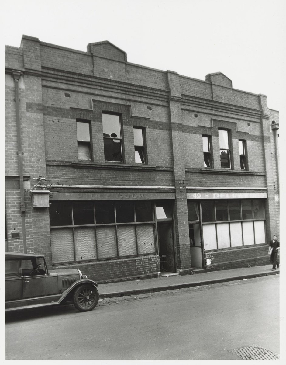 Little Lonsdale Street - south side, west of Little Leichardt Street corner, Melbourne City (1950)