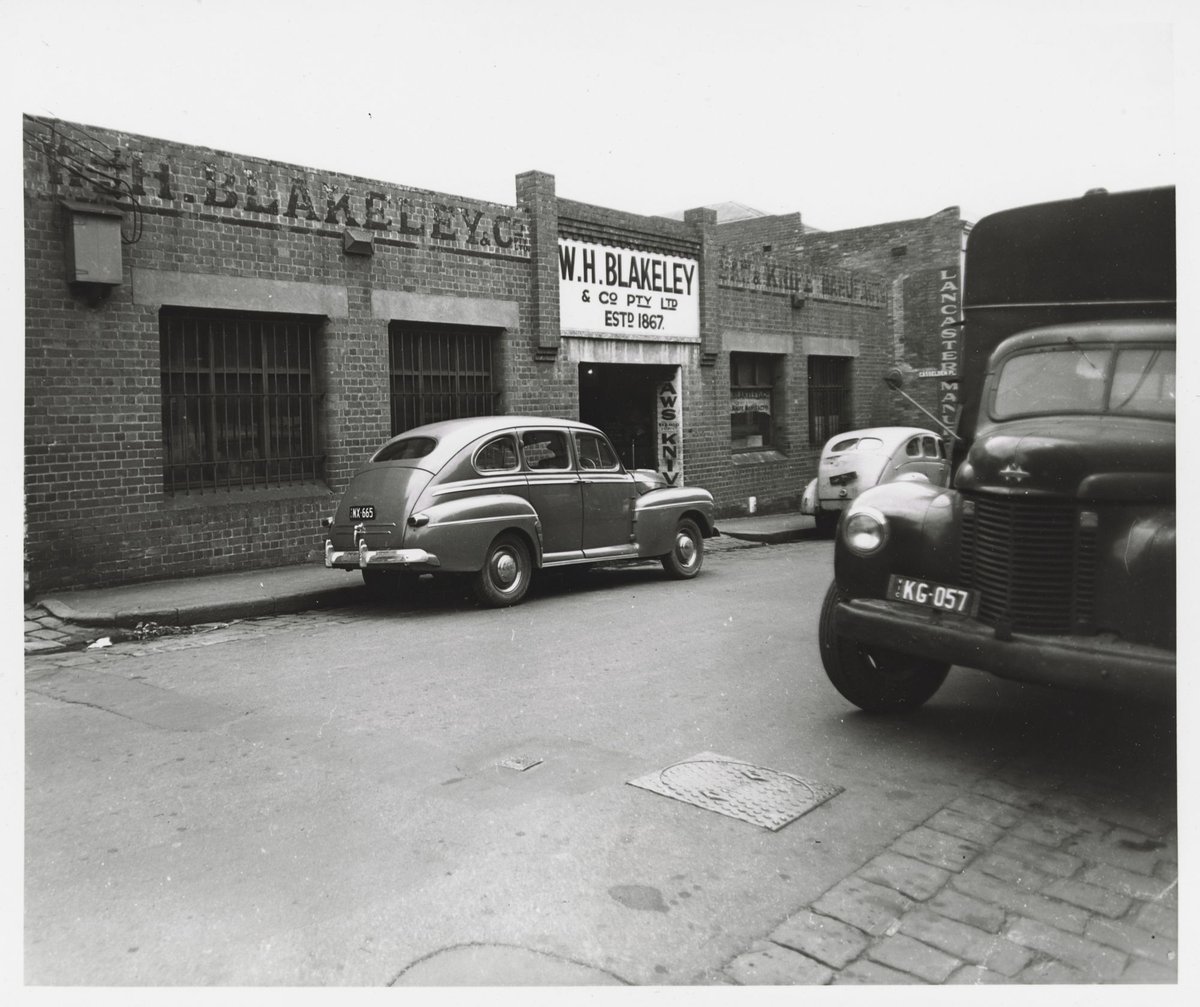 Little Lonsdale Street - south side, between Griffin Lane and Casselden Place, Melbourne City (1950)