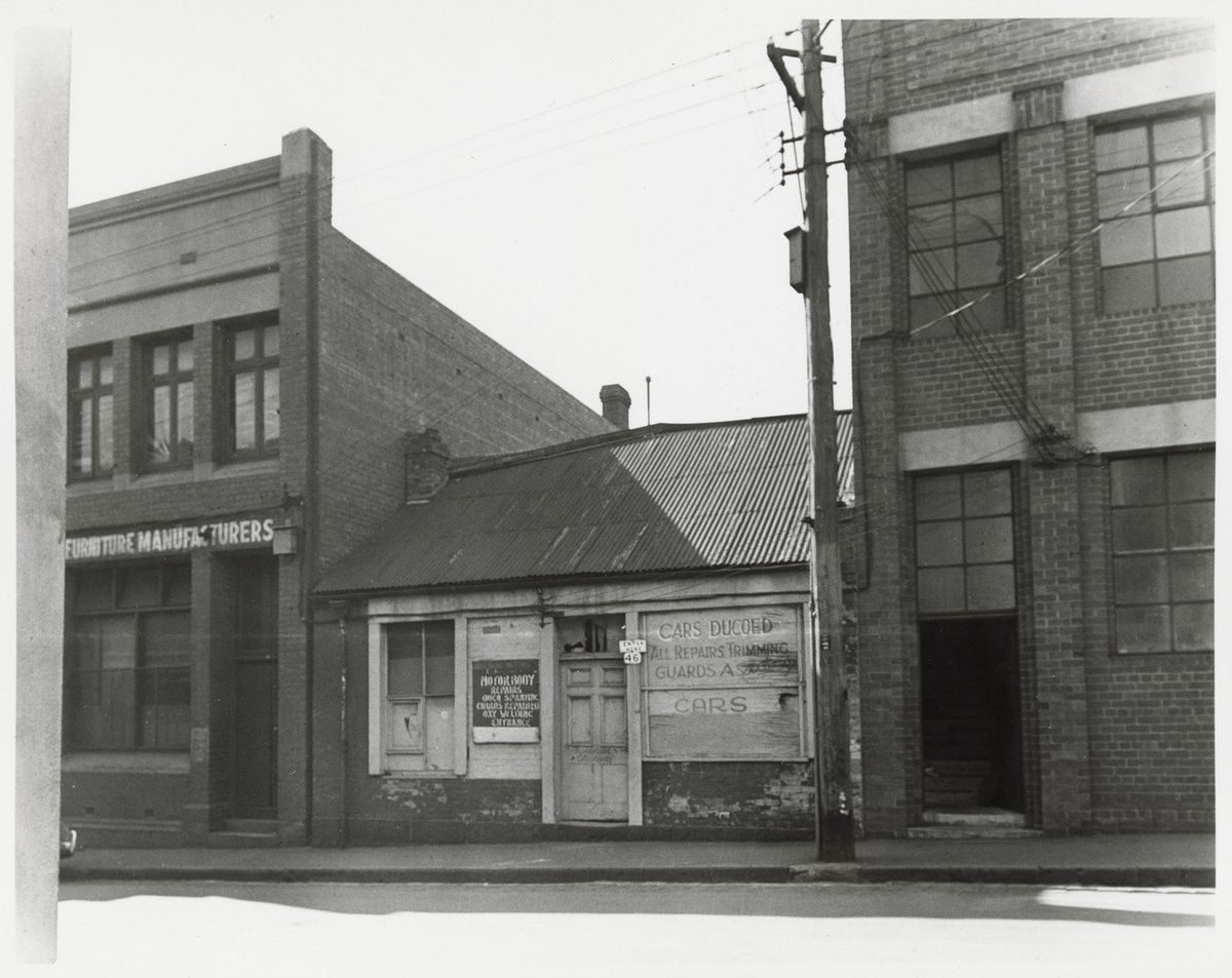 Little Lonsdale Street - north side, vicinity of no. 46, Melbourne City (1950)