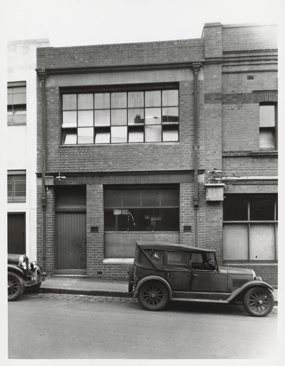 Little Lonsdale Street - south side, west of Little Leichardt Street corner, Melbourne City (1950)